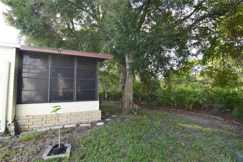 待售: $89,900 (2 贝兹, 2 浴室, 1152 平方英尺)