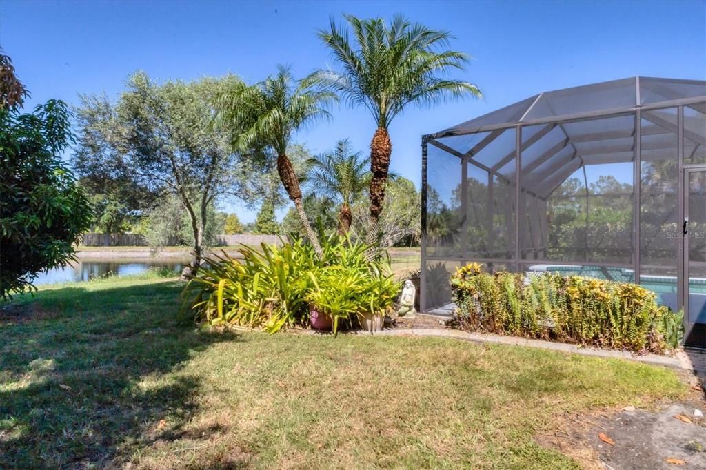 Activo con contrato: $399,000 (4 camas, 2 baños, 2144 Pies cuadrados)