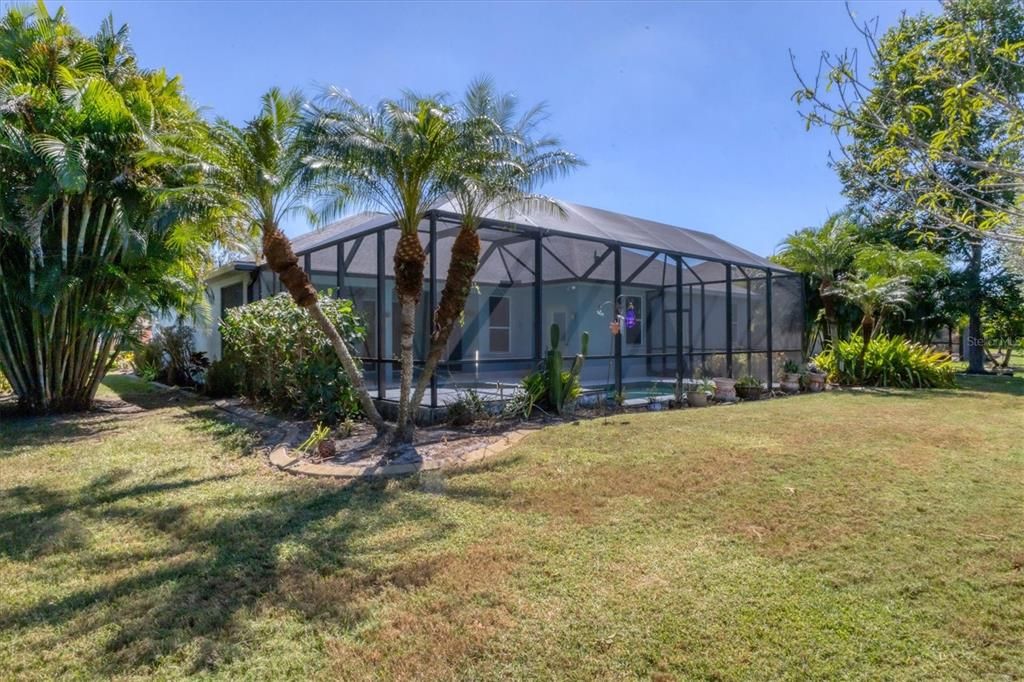 Activo con contrato: $399,000 (4 camas, 2 baños, 2144 Pies cuadrados)