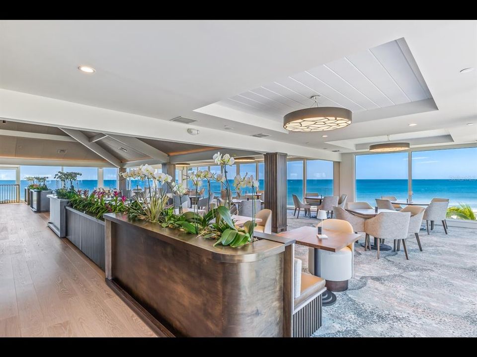 待售: $899,000 (1 贝兹, 1 浴室, 730 平方英尺)