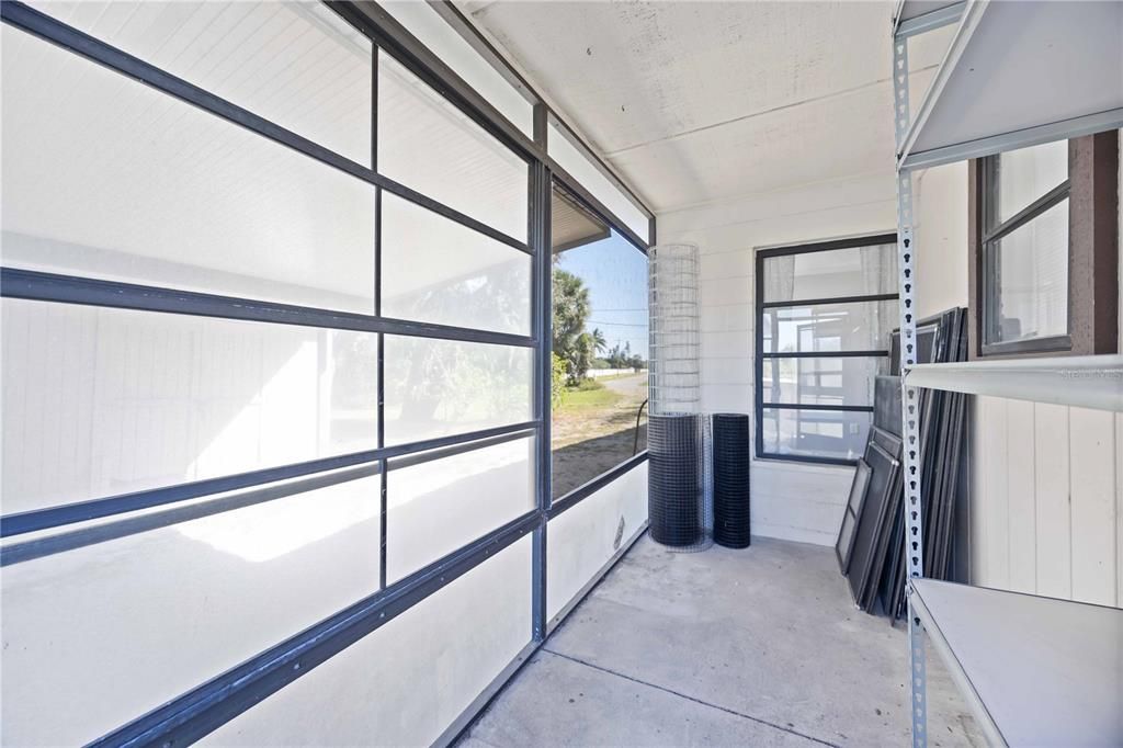 待售: $443,000 (2 贝兹, 2 浴室, 1242 平方英尺)