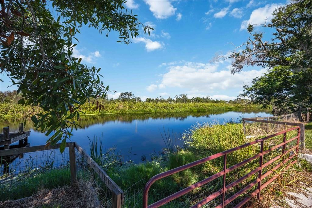 待售: $443,000 (2 贝兹, 2 浴室, 1242 平方英尺)