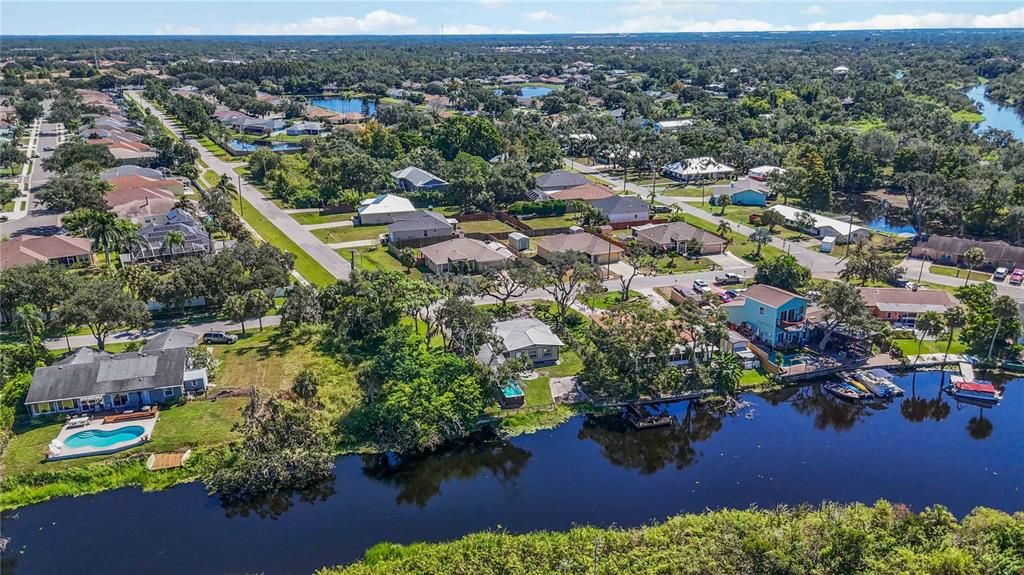 待售: $443,000 (2 贝兹, 2 浴室, 1242 平方英尺)