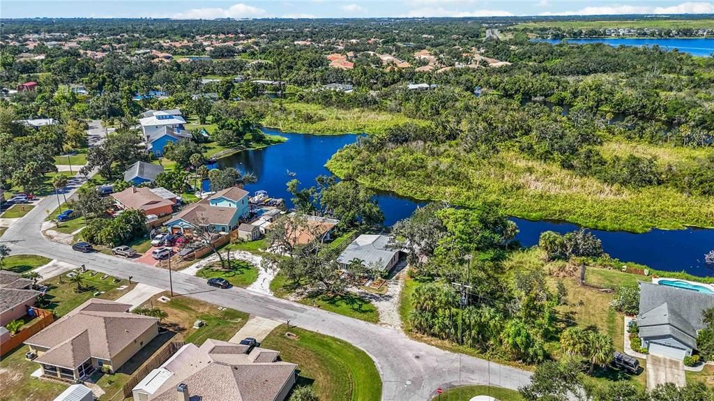 待售: $443,000 (2 贝兹, 2 浴室, 1242 平方英尺)