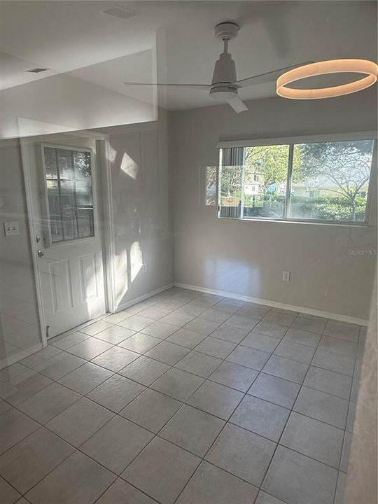 В аренду: $2,200 (2 спален, 2 ванн, 1735 Квадратных фут)