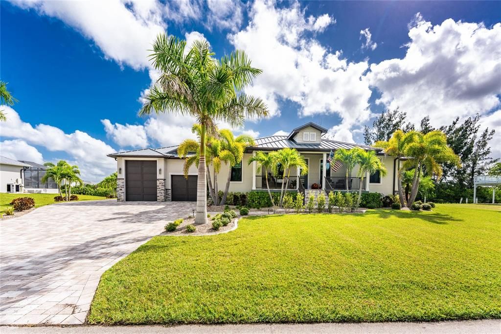 Recently Sold: $1,230,000 (3 beds, 3 baths, 2052 Square Feet)