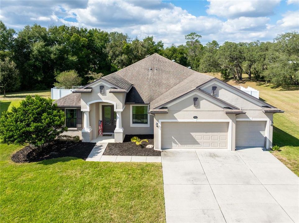 Activo con contrato: $470,000 (5 camas, 3 baños, 2627 Pies cuadrados)