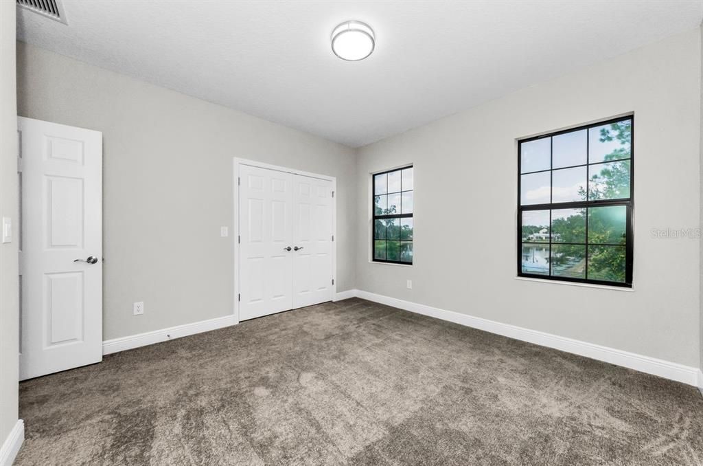 For Sale: $895,000 (5 beds, 4 baths, 3546 Square Feet)