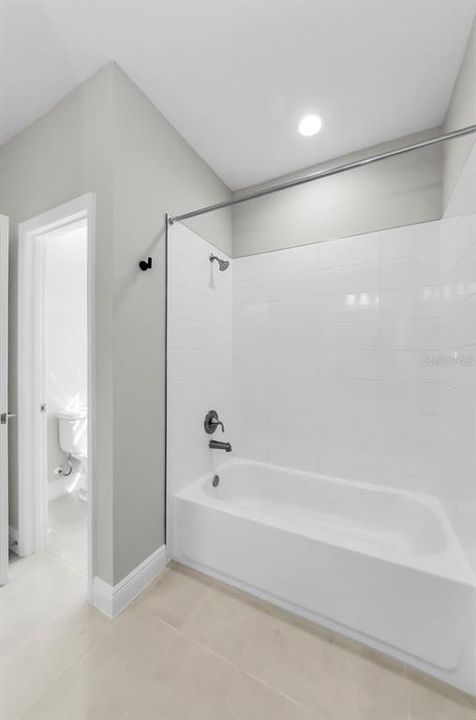 For Sale: $895,000 (5 beds, 4 baths, 3546 Square Feet)