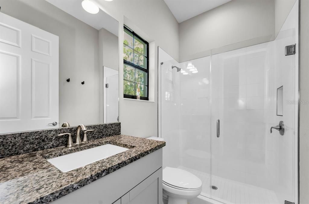 For Sale: $895,000 (5 beds, 4 baths, 3546 Square Feet)