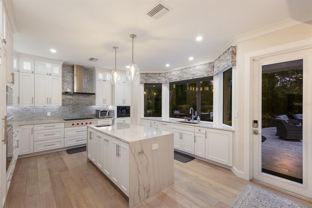 待售: $3,499,000 (4 贝兹, 4 浴室, 3464 平方英尺)