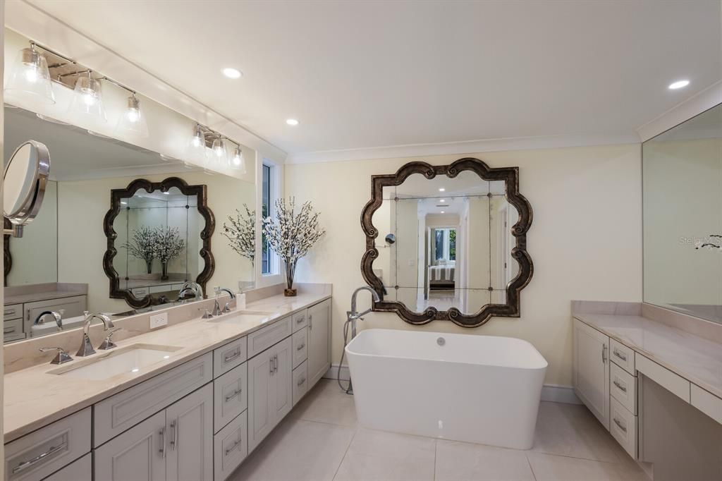 待售: $3,499,000 (4 贝兹, 4 浴室, 3464 平方英尺)