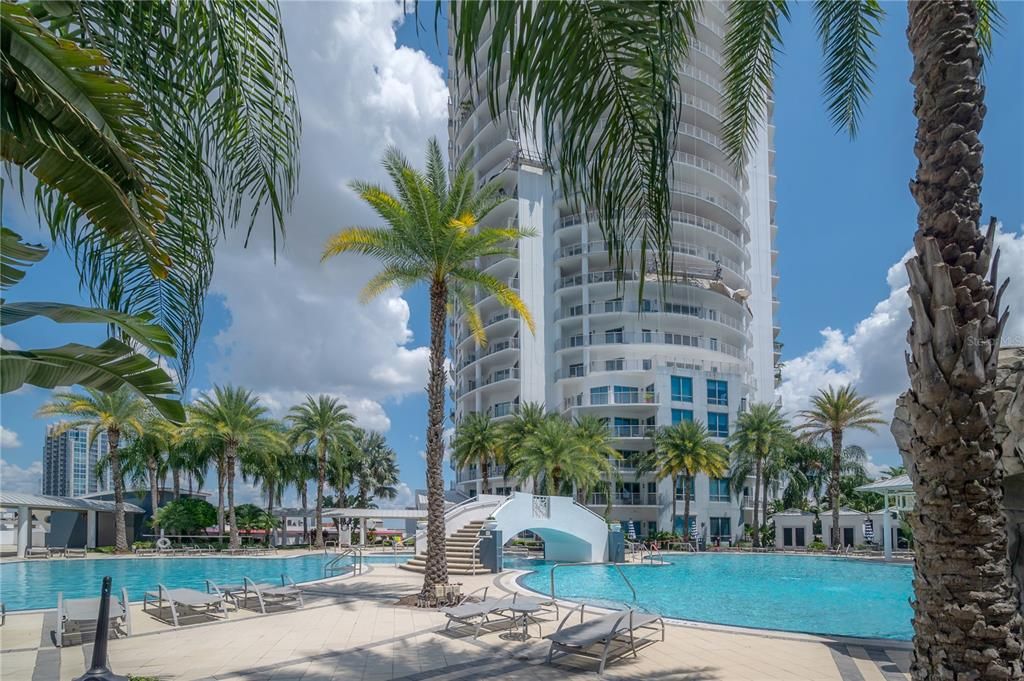 For Rent: $7,200 (3 beds, 3 baths, 2161 Square Feet)