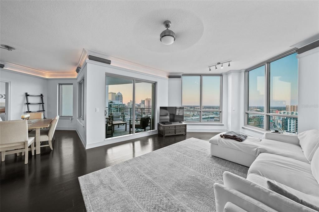 For Rent: $7,200 (3 beds, 3 baths, 2161 Square Feet)