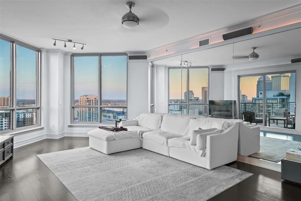 For Rent: $7,200 (3 beds, 3 baths, 2161 Square Feet)