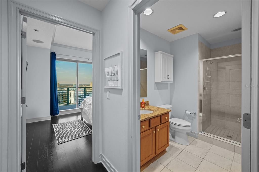 For Rent: $7,200 (3 beds, 3 baths, 2161 Square Feet)