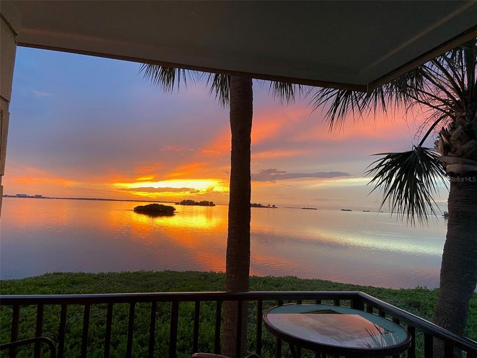 For Rent: $5,200 (2 beds, 2 baths, 1245 Square Feet)