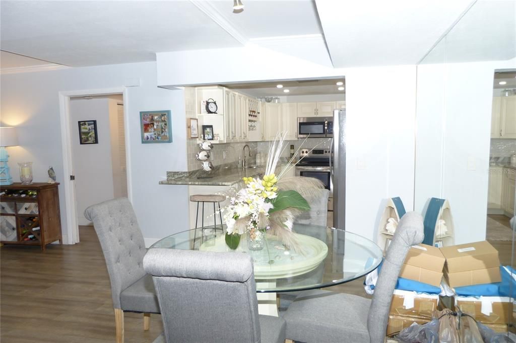 For Rent: $5,200 (2 beds, 2 baths, 1245 Square Feet)