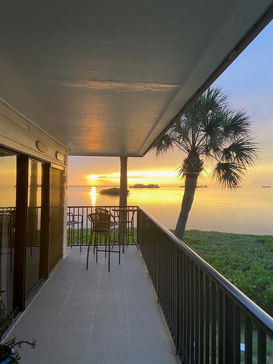 For Rent: $5,200 (2 beds, 2 baths, 1245 Square Feet)