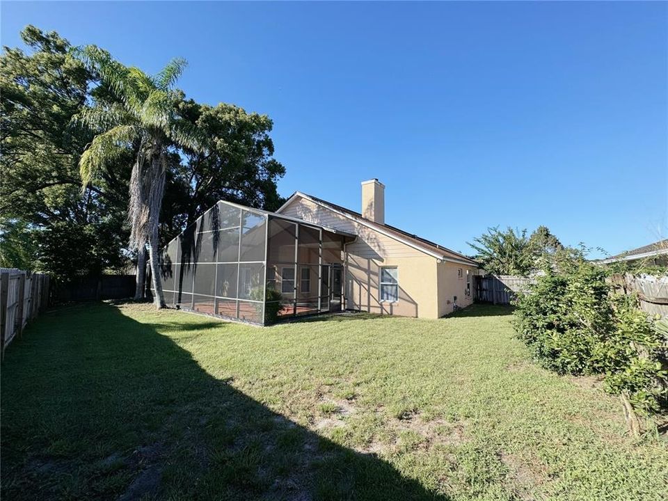 Под контрактом: $2,200 (3 спален, 2 ванн, 1670 Квадратных фут)