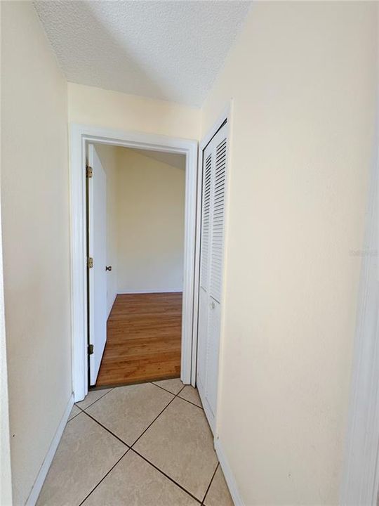 Под контрактом: $2,200 (3 спален, 2 ванн, 1670 Квадратных фут)