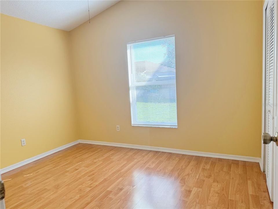 Под контрактом: $2,200 (3 спален, 2 ванн, 1670 Квадратных фут)