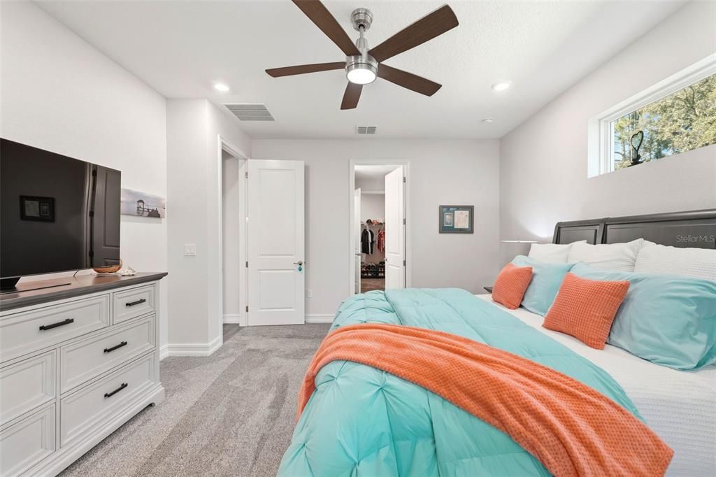 En Venta: $469,900 (4 camas, 2 baños, 2146 Pies cuadrados)