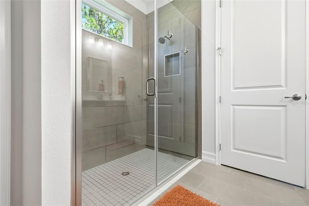 En Venta: $469,900 (4 camas, 2 baños, 2146 Pies cuadrados)