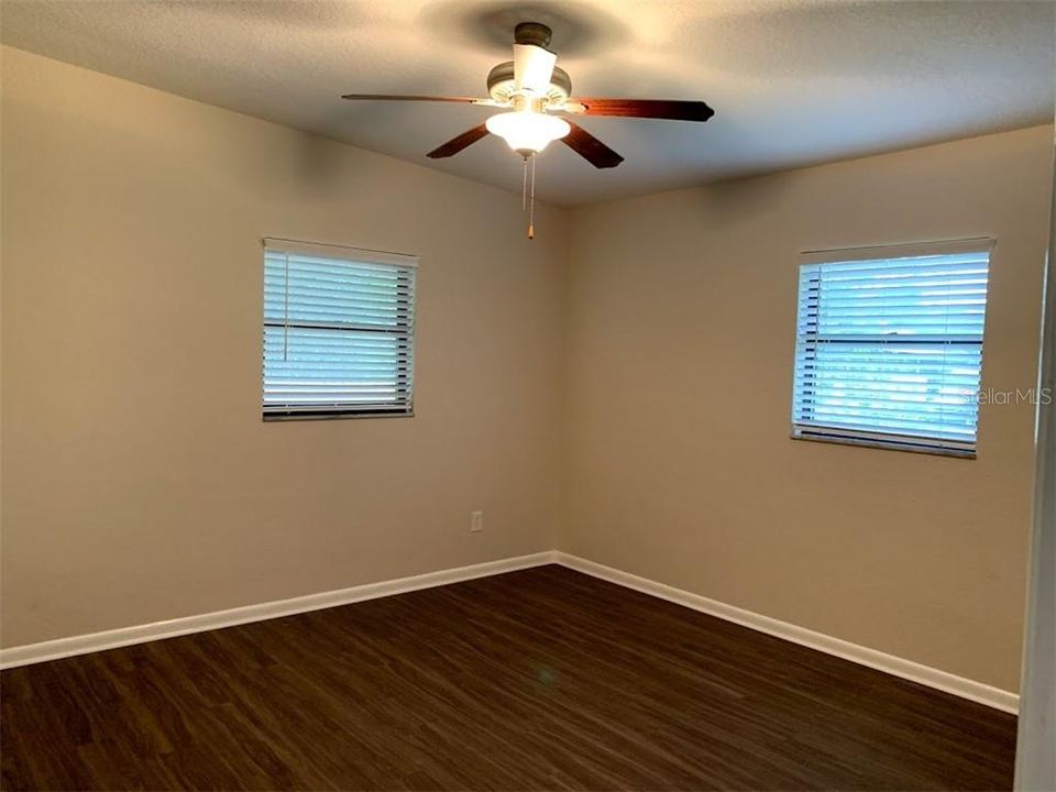 Под контрактом: $2,650 (3 спален, 2 ванн, 1879 Квадратных фут)