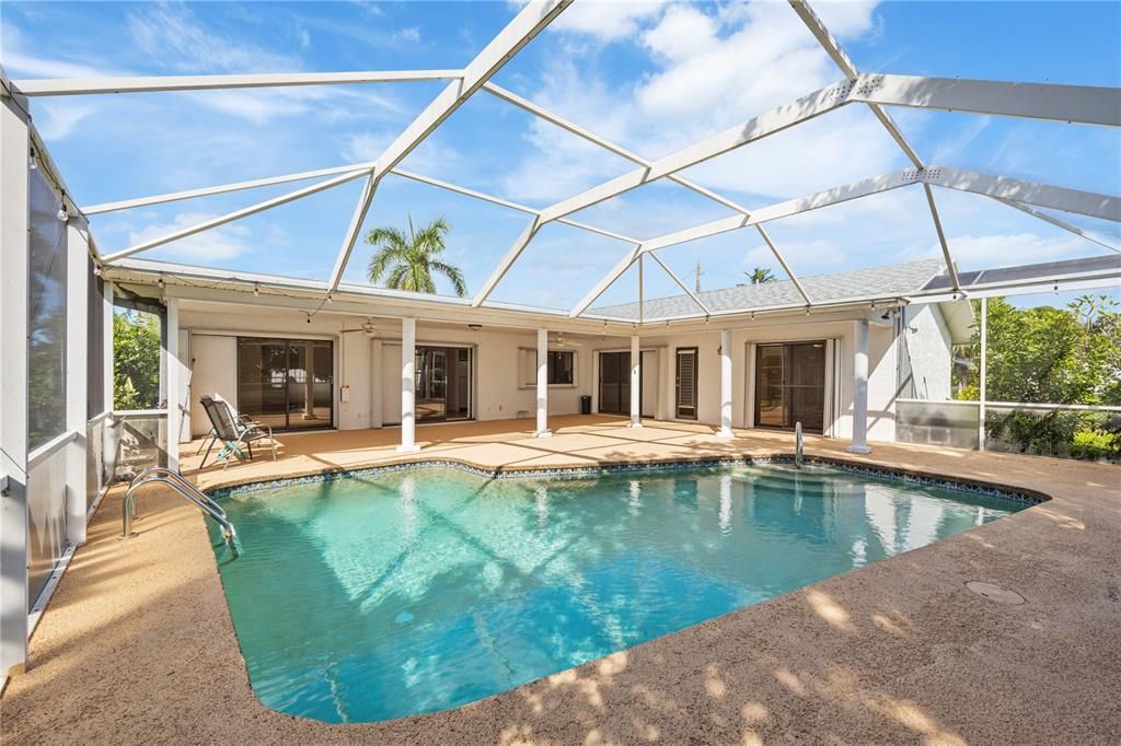 待售: $344,000 (3 贝兹, 2 浴室, 1721 平方英尺)