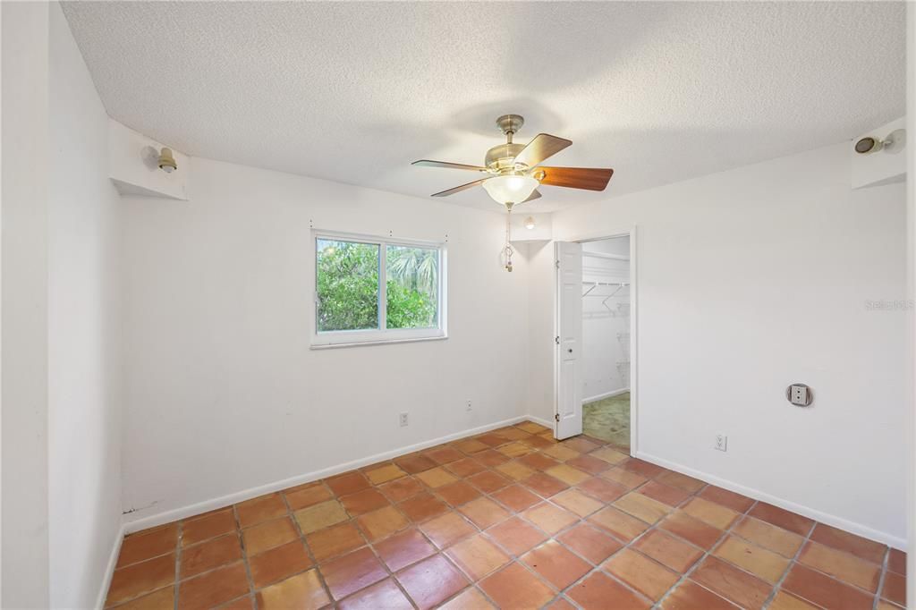 待售: $344,000 (3 贝兹, 2 浴室, 1721 平方英尺)