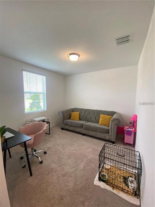 For Sale: $295,000 (3 beds, 2 baths, 1734 Square Feet)