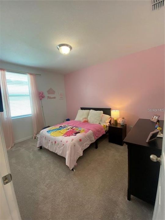 For Sale: $295,000 (3 beds, 2 baths, 1734 Square Feet)