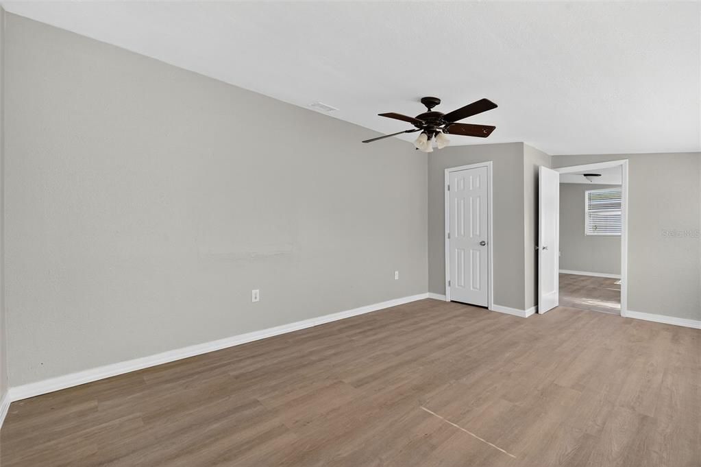 For Sale: $540,000 (4 beds, 2 baths, 1734 Square Feet)