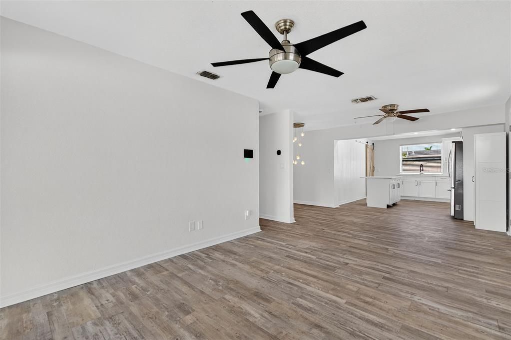 For Sale: $540,000 (4 beds, 2 baths, 1734 Square Feet)