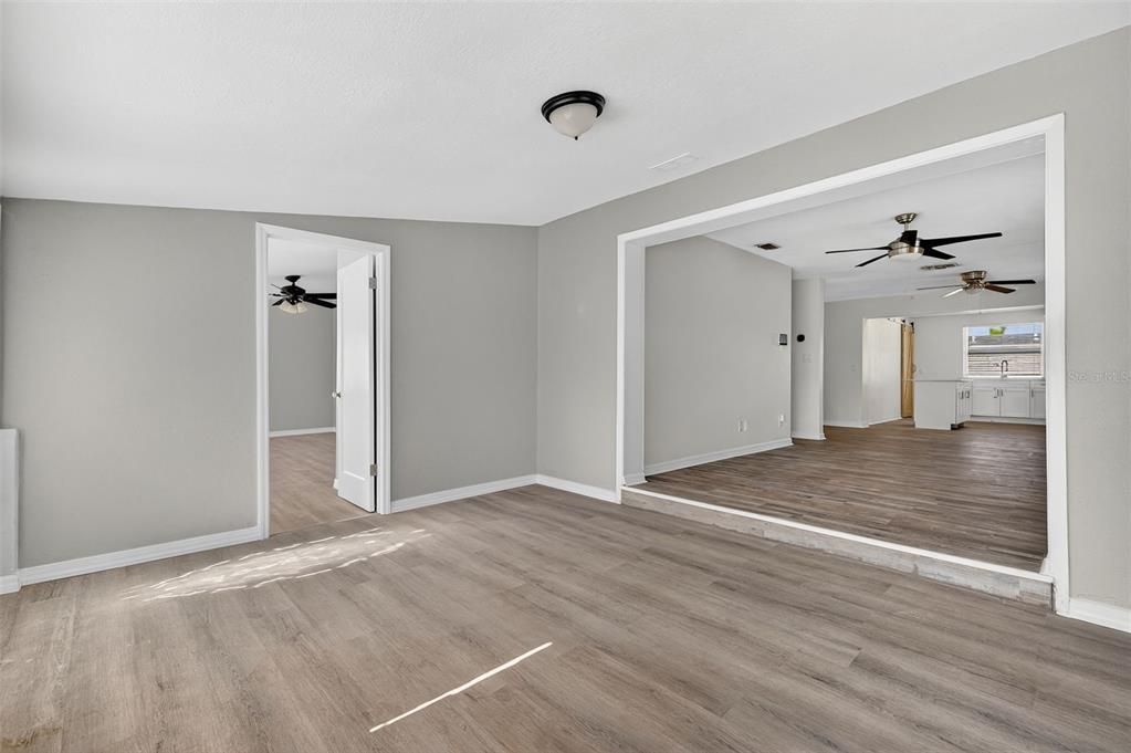 For Sale: $540,000 (4 beds, 2 baths, 1734 Square Feet)