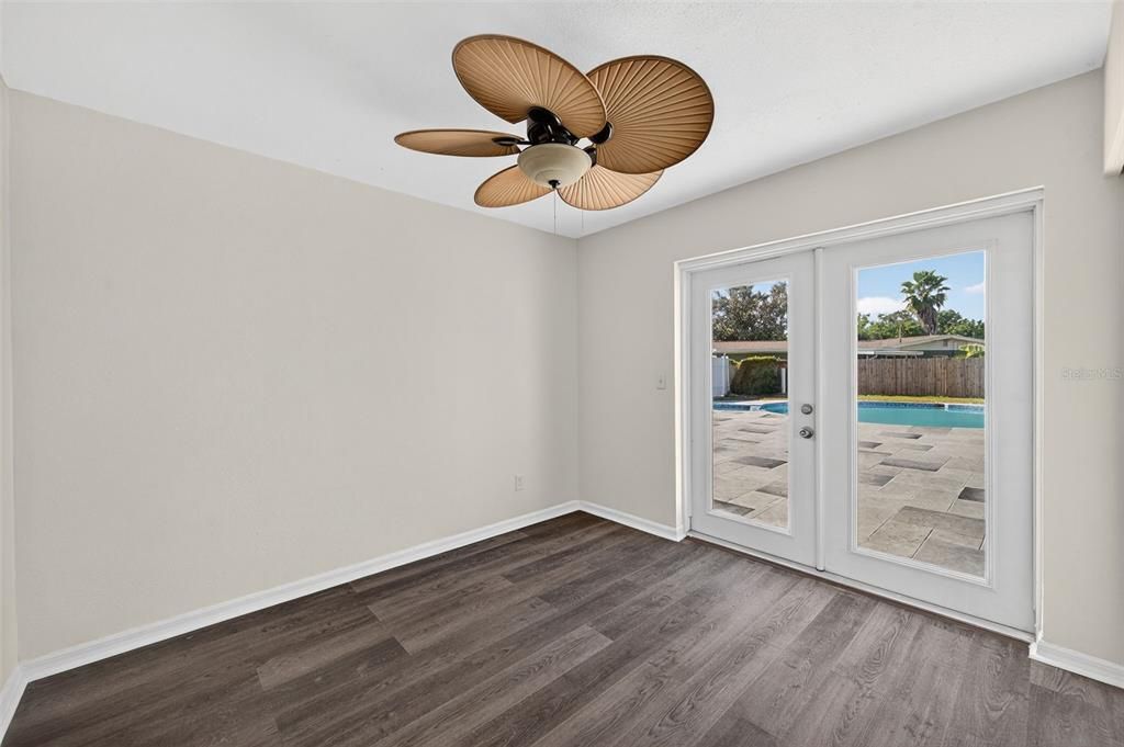 For Sale: $540,000 (4 beds, 2 baths, 1734 Square Feet)