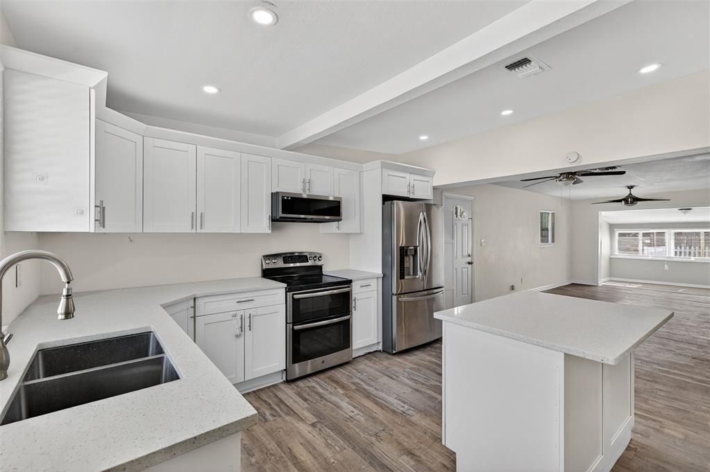 For Sale: $540,000 (4 beds, 2 baths, 1734 Square Feet)