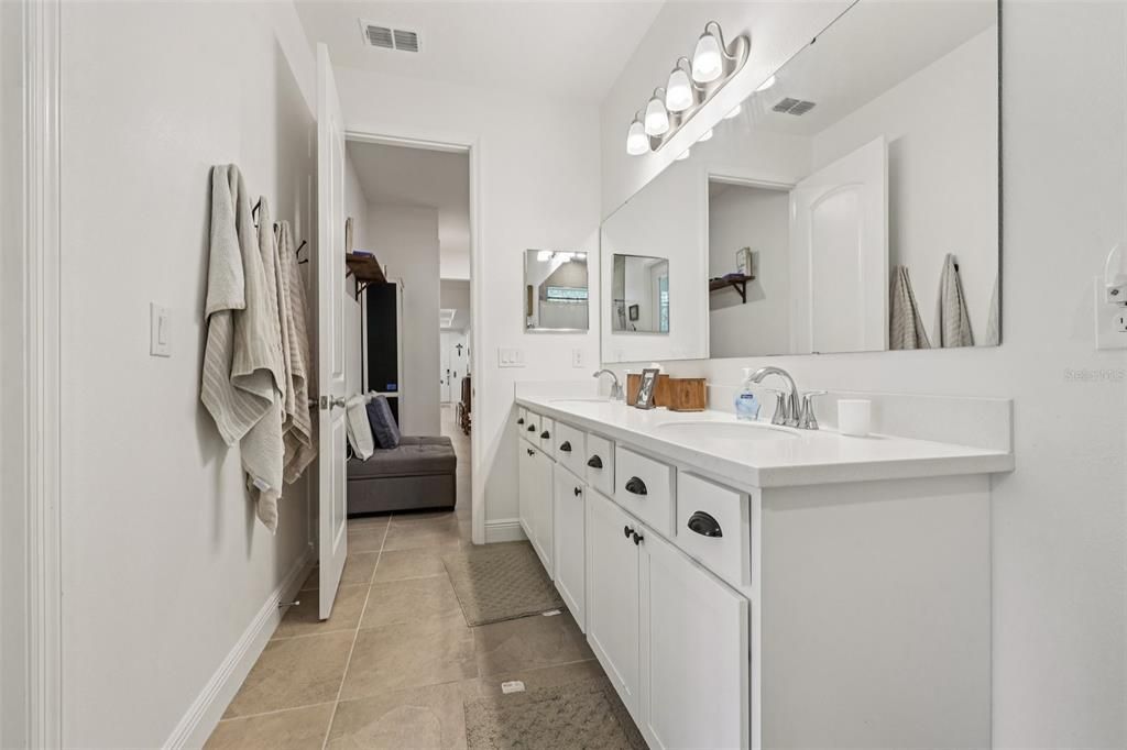 For Sale: $498,000 (4 beds, 3 baths, 3185 Square Feet)