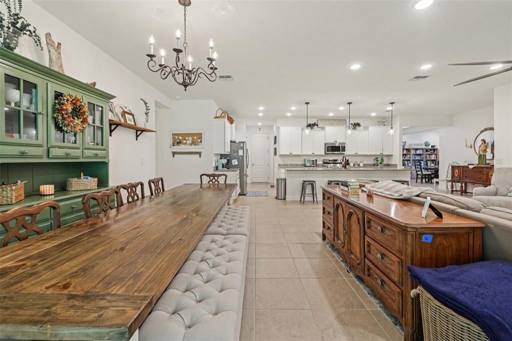 For Sale: $498,000 (4 beds, 3 baths, 3185 Square Feet)