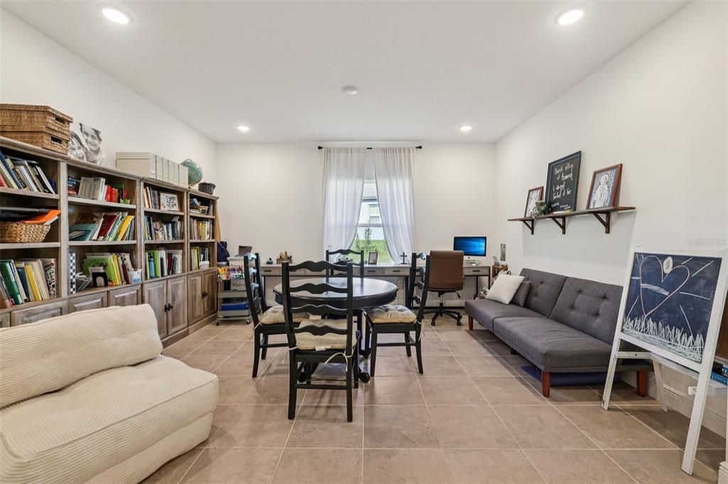 For Sale: $498,000 (4 beds, 3 baths, 3185 Square Feet)