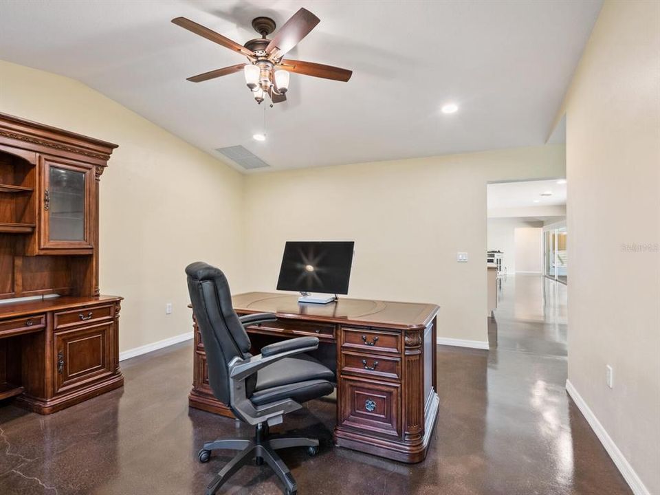 For Sale: $2,500,000 (4 beds, 3 baths, 3250 Square Feet)