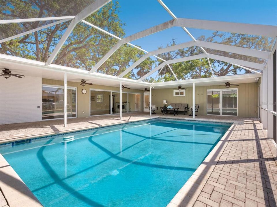 For Sale: $2,500,000 (4 beds, 3 baths, 3250 Square Feet)