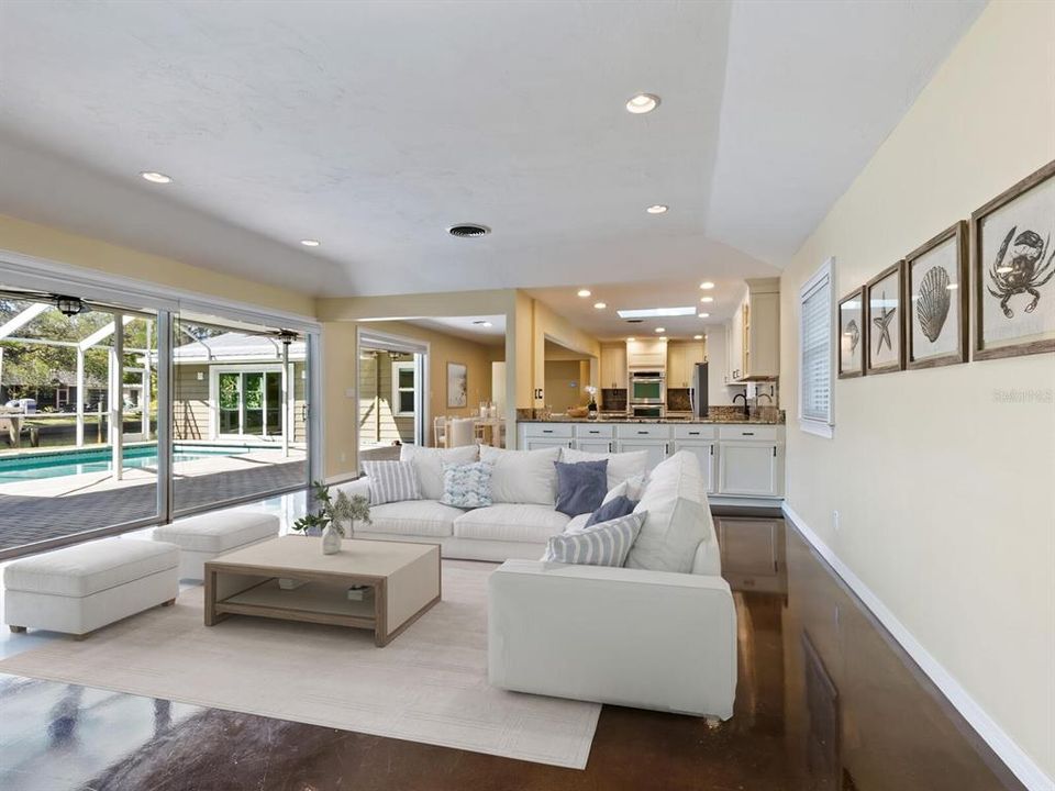 For Sale: $2,500,000 (4 beds, 3 baths, 3250 Square Feet)