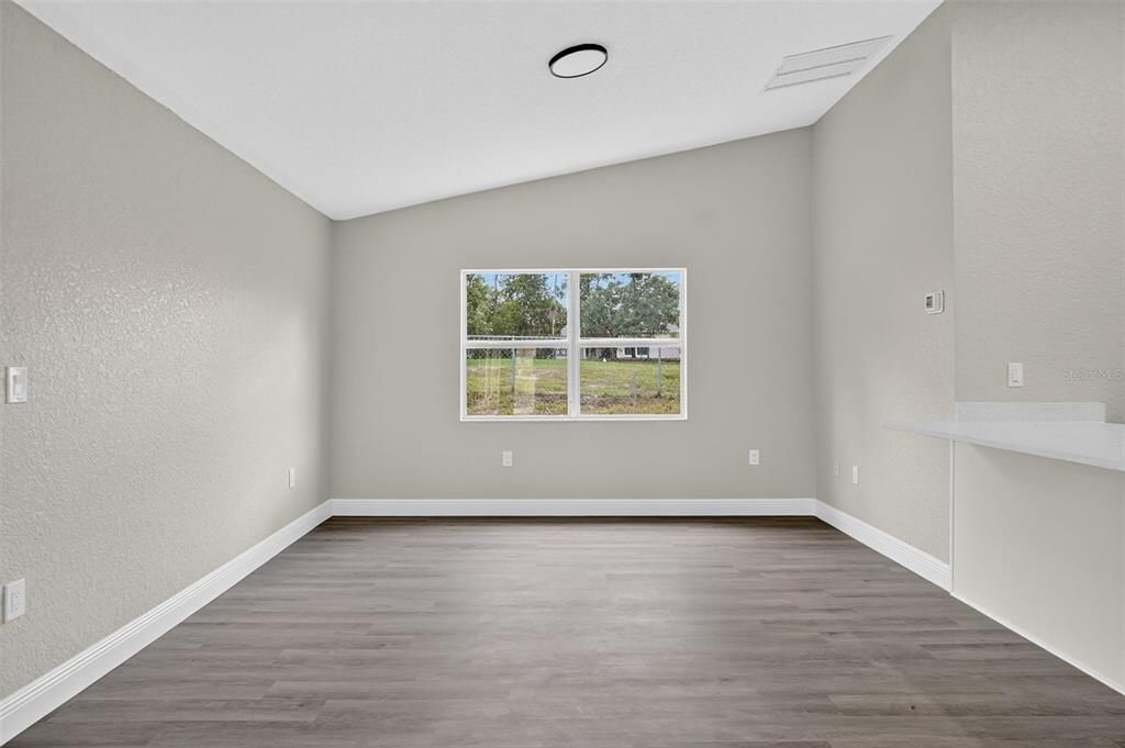 For Sale: $375,000 (3 beds, 2 baths, 2002 Square Feet)