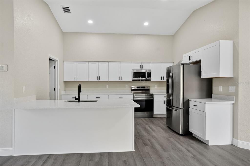 For Sale: $375,000 (3 beds, 2 baths, 2002 Square Feet)