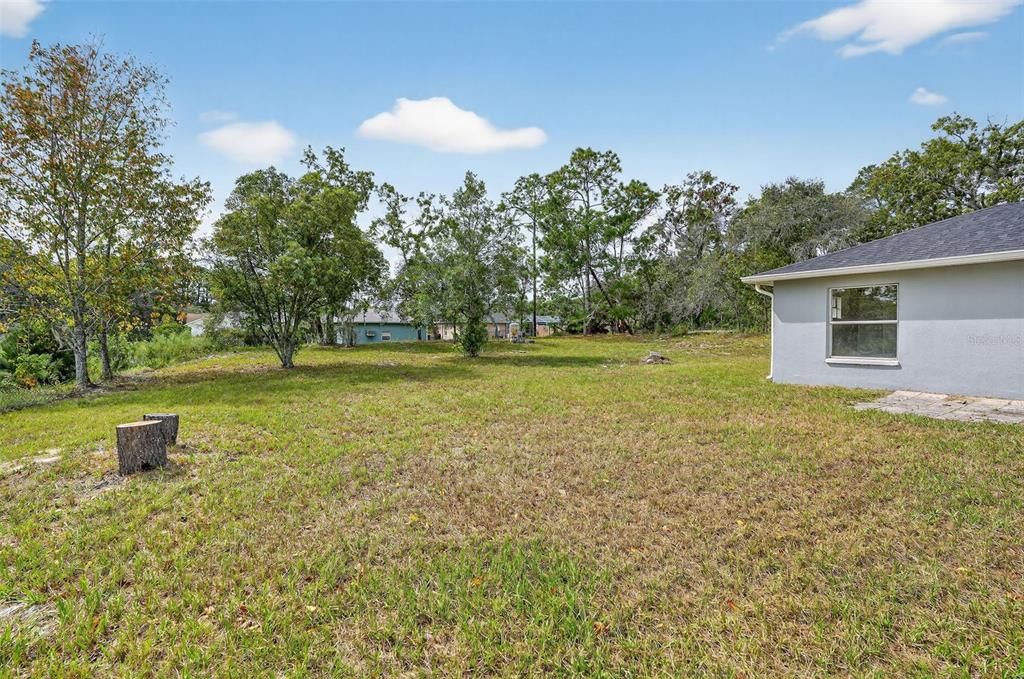 For Sale: $375,000 (3 beds, 2 baths, 2002 Square Feet)