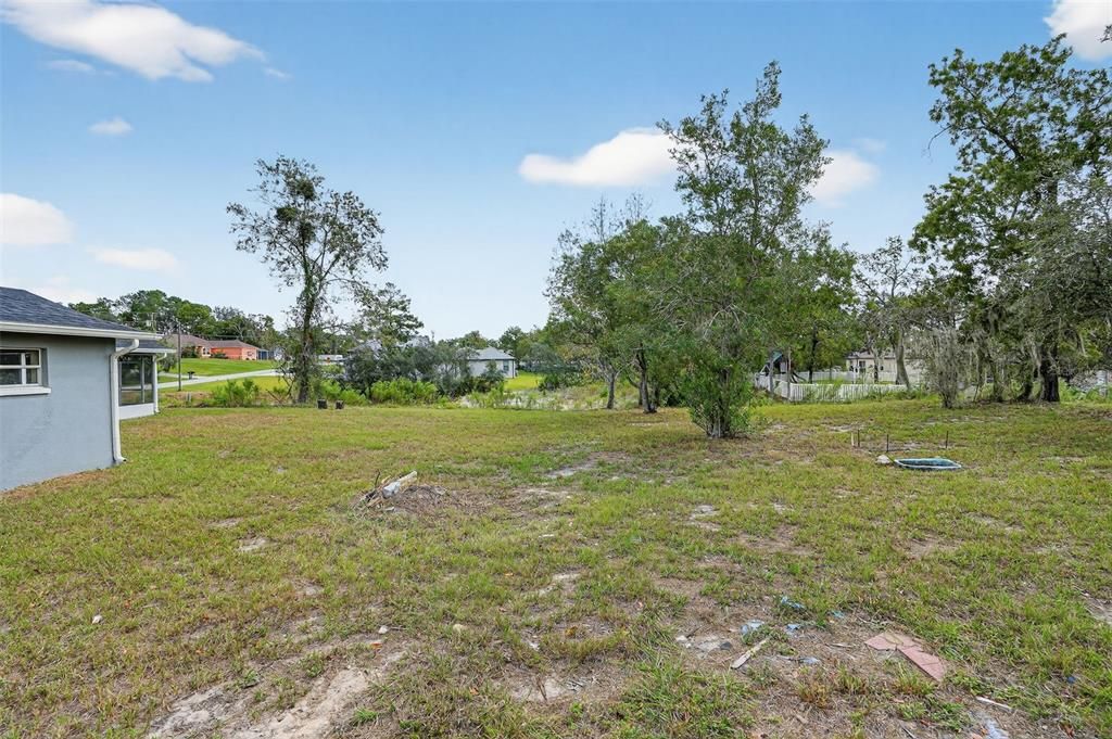 For Sale: $375,000 (3 beds, 2 baths, 2002 Square Feet)