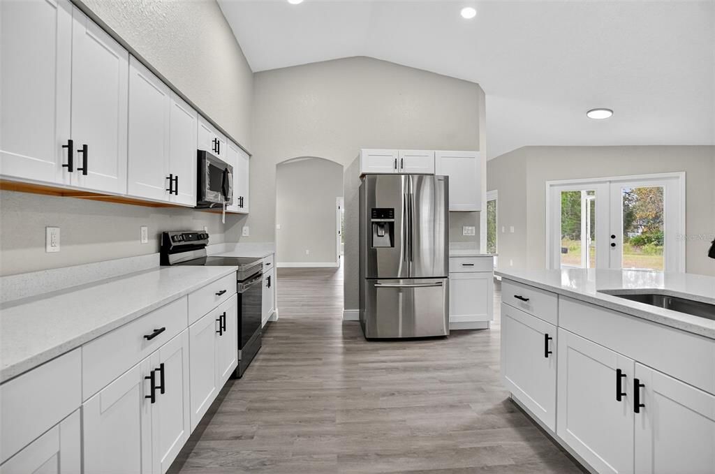 For Sale: $375,000 (3 beds, 2 baths, 2002 Square Feet)