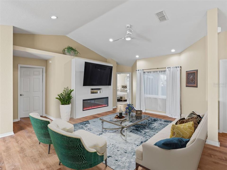 For Sale: $362,000 (3 beds, 2 baths, 1735 Square Feet)